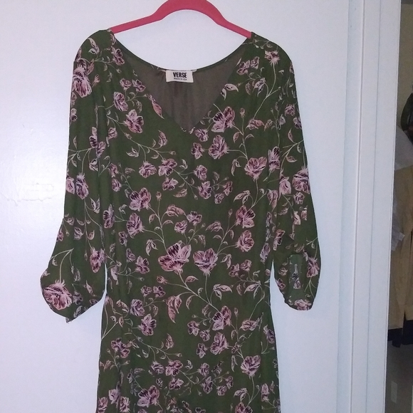 Verse Dresses & Skirts - Women's Dress